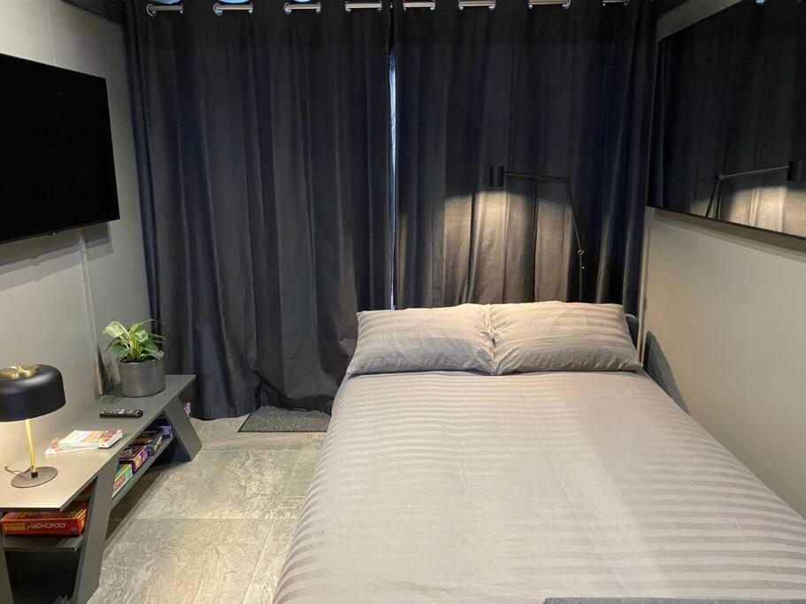 Seascape - Floating Home At Brighton Marina With Free Parking Екстериор снимка