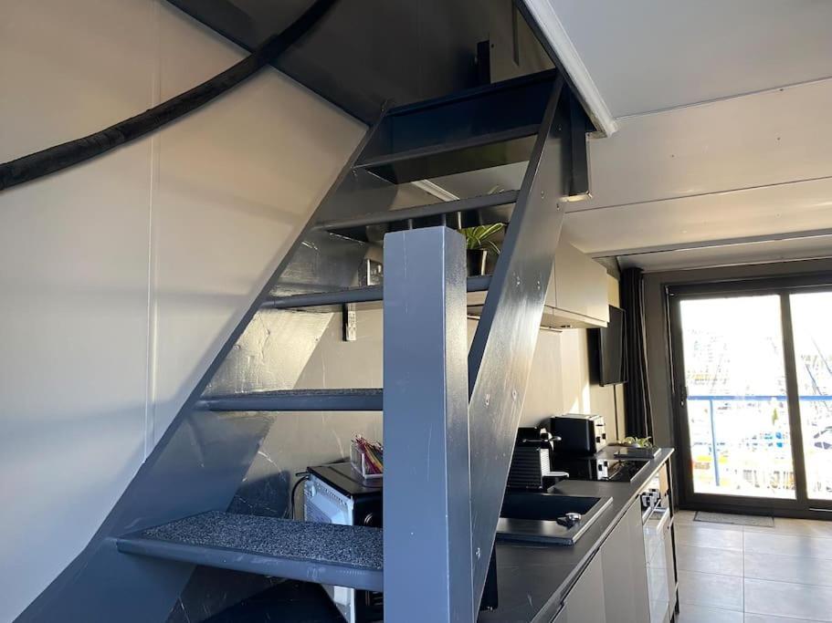 Seascape - Floating Home At Brighton Marina With Free Parking Екстериор снимка